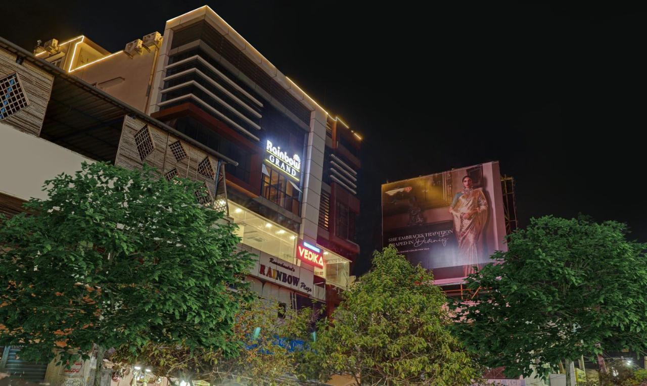 Treebo Rainbow Grand Hotel Visakhapatnam Exterior photo